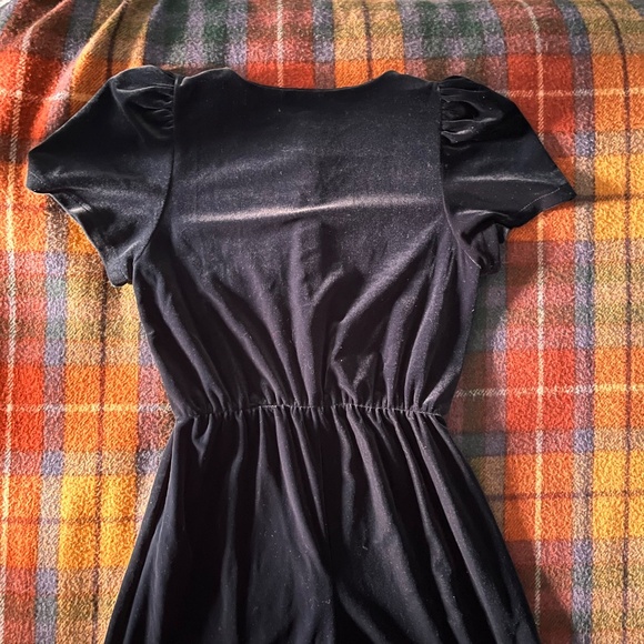 Zara Kids Teal Velvet Buttoned Jumpsuit — Size 13/14 Girls - Picture 4 of 6